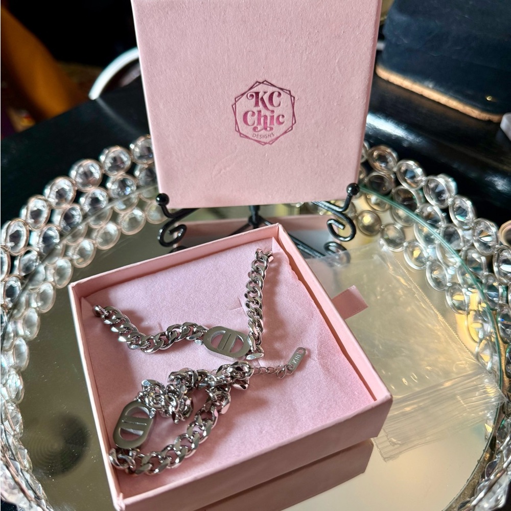 KC Chic Silver Necklace & Bracelet Bracelet Set ~ Never Worn “K18” - Picture 11 of 11